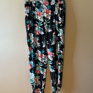 Tommy Bahama Pull On Pants Large Black Floral Tropical Pockets Nylon Spandex